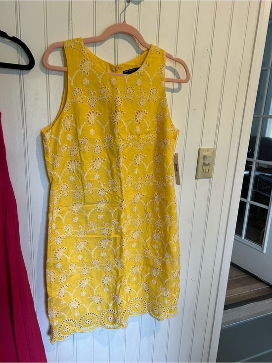 Maggy London Dresses & Skirts - Maggy London Yellow Eyelet Linen-Blend Shift Dress